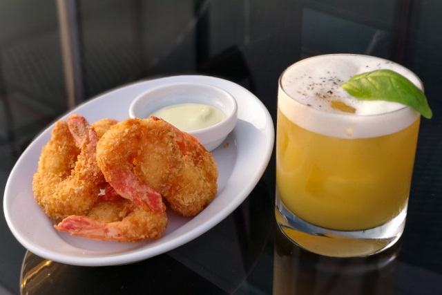 happy hour at The Peak at Grand Hyatt Manila