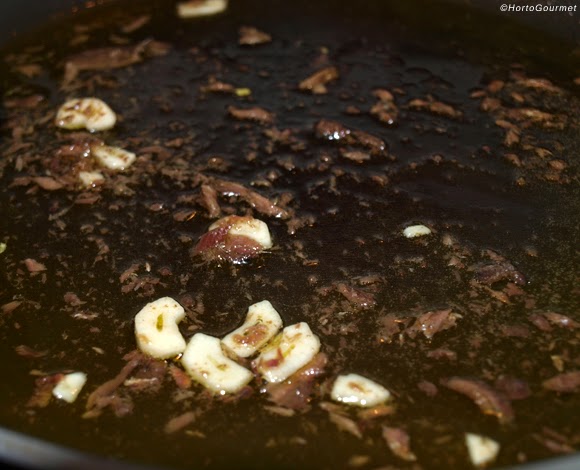 Anchoas derretidas y ajo HortoGourmet