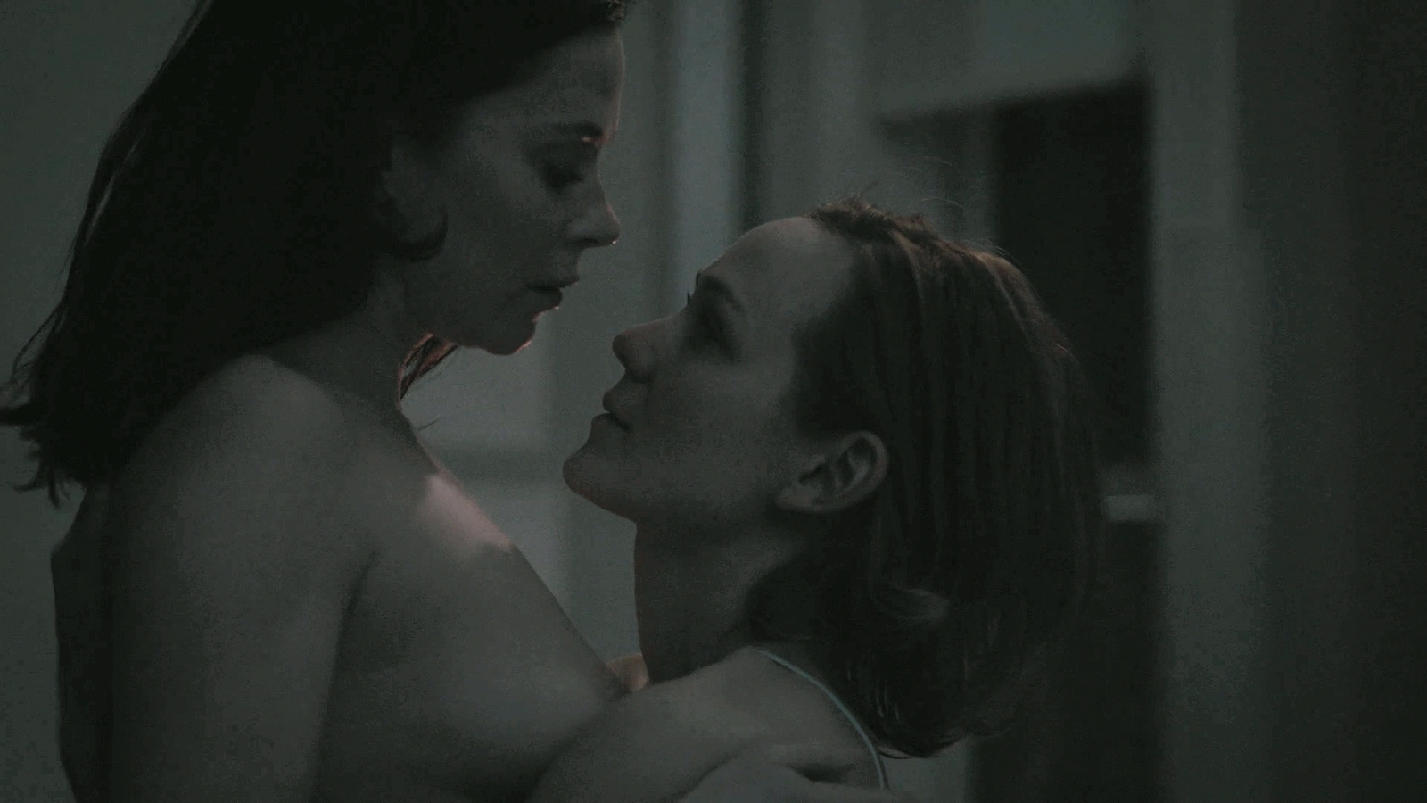 Anna friel girlfriend experience : Anna-Friel-nude-and-lesbian-sex-with-Lou...