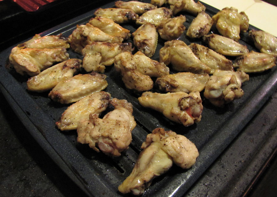 Smells Like Food in Here Bittman's Broiled Chicken Wings