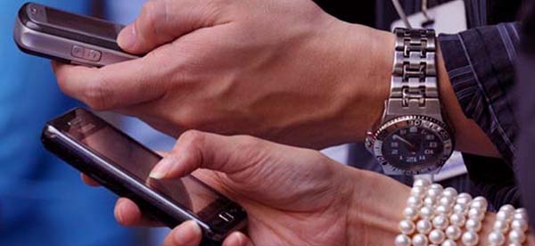 Cara Transfer File Ukuran Besar di Android Cara Transfer File Ukuran Besar di Android
