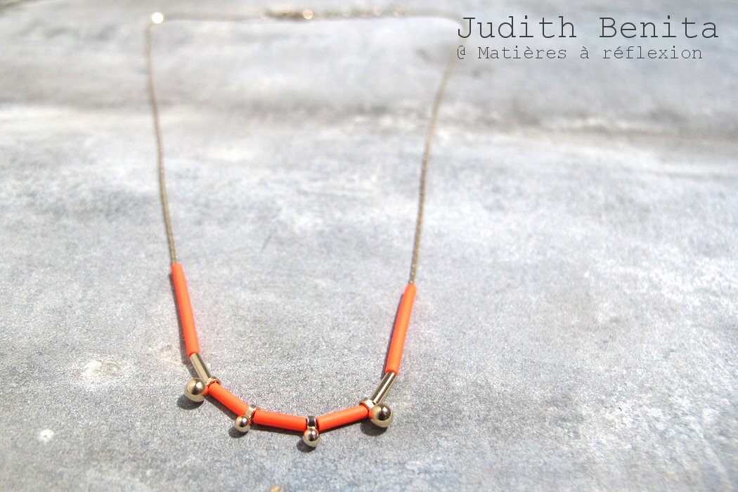 Collier rouge Judith Benita