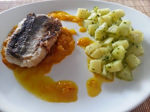 Merluza con Salsa de Azafrán