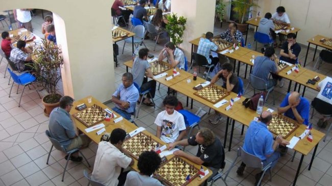 Pendant trois jours, une trentaine de joueurs d'échecs sera réunie pour trois longues parties marathon par journée © Chess & Strategy