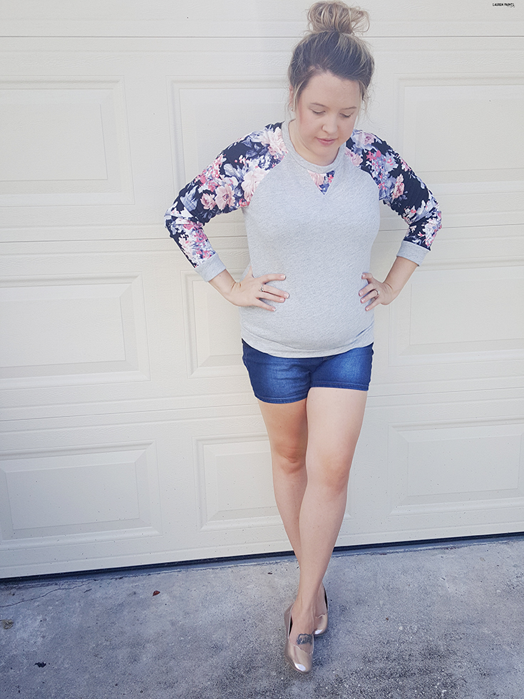 After having a baby, trying on clothes can be a nightmare... Luckily, Stitch Fix is a dream come true! Check out my most recent fix and find out how you can have a stylist help you find the perfect additions to your wardrobe! #StitchFix 