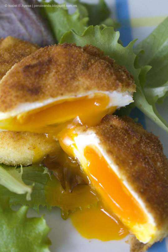 huevos poché empanados