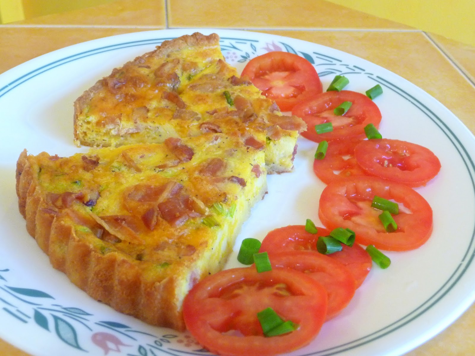 SPLENDID LOWCARBING BY JENNIFER ELOFF BACON CHEDDAR QUICHE