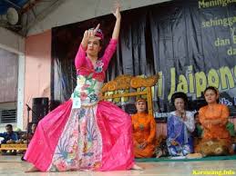 AKTIF SMPN1 MAJAKU: Maklah Tari Jaipong