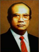 Biografi Sukadji Ranuwihardjo - Rektor UGM ke-6 Sukadji Ranuwihardjo