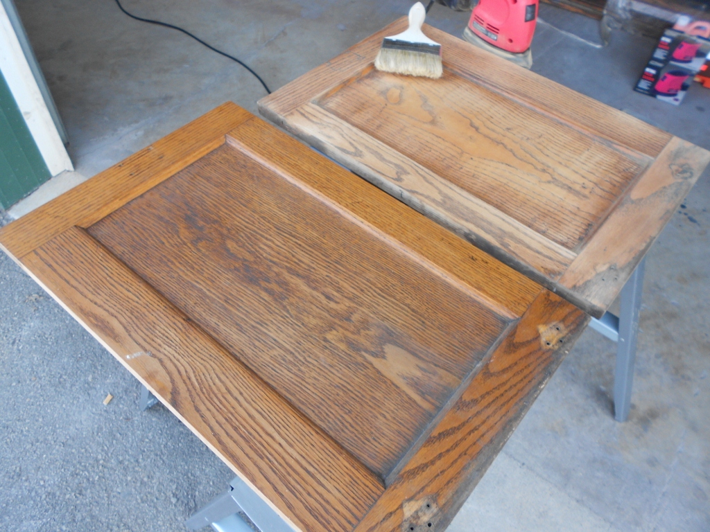 What A View!!! : Sanding Cabinets and a NEW LOOM!