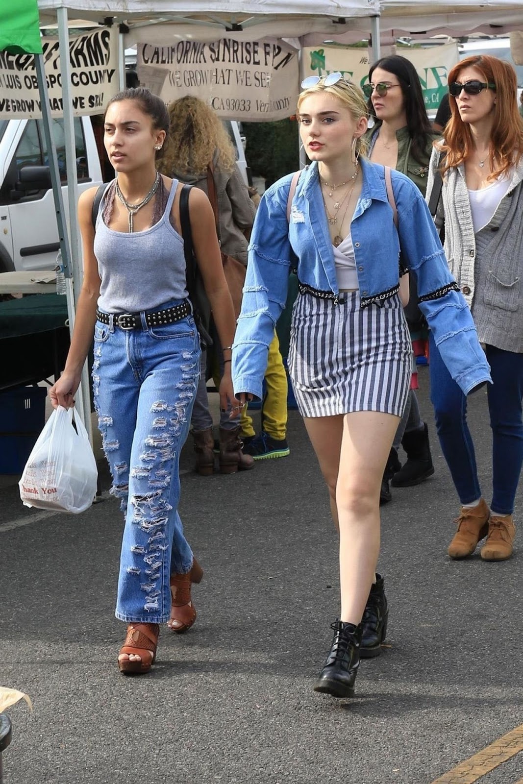 Meg Donnelly Hot Photos At The Shopping In Farmers Market Hollywood