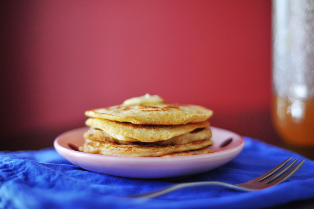 Motherhood Through The Lens...And Behind It THE PERFECT LITTLE GLUTENFREE PANCAKE RECIPE.