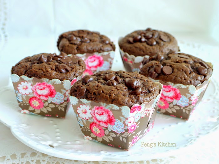 Peng's Kitchen Simple Chocolate Muffins