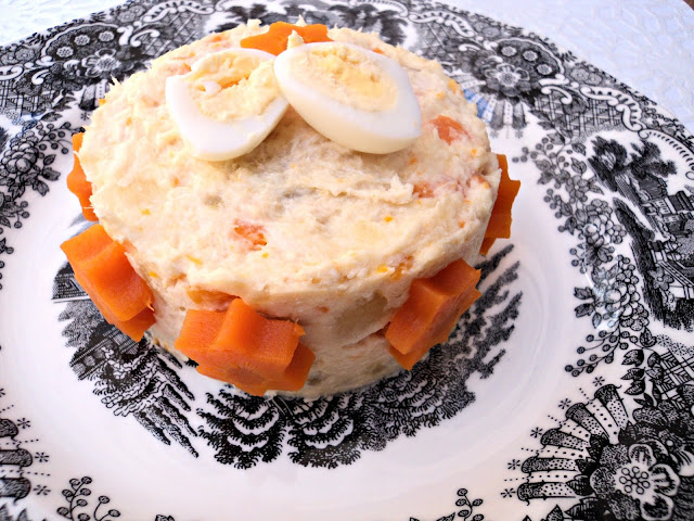 ensaladilla-patatas-pollo ensaladilla-patatas-pollo-lado