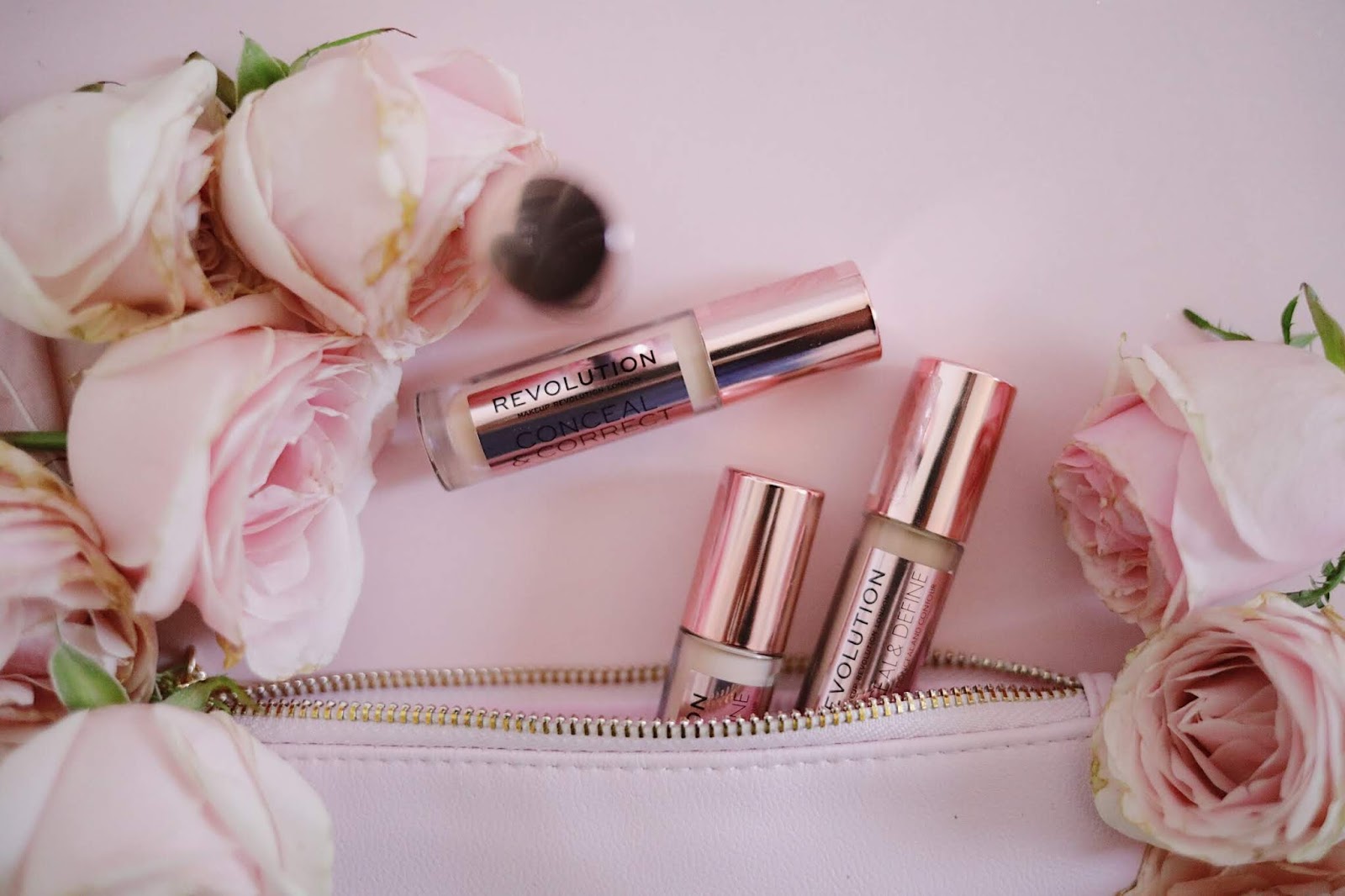 REVOLUTION CONCEAL AND DEFINE CONCEALER ,MAKEUP REVOLUTION , makeuprevolutionbeauty,;rosemademoiselle, rose mademoiselle , blog beauté , Paris