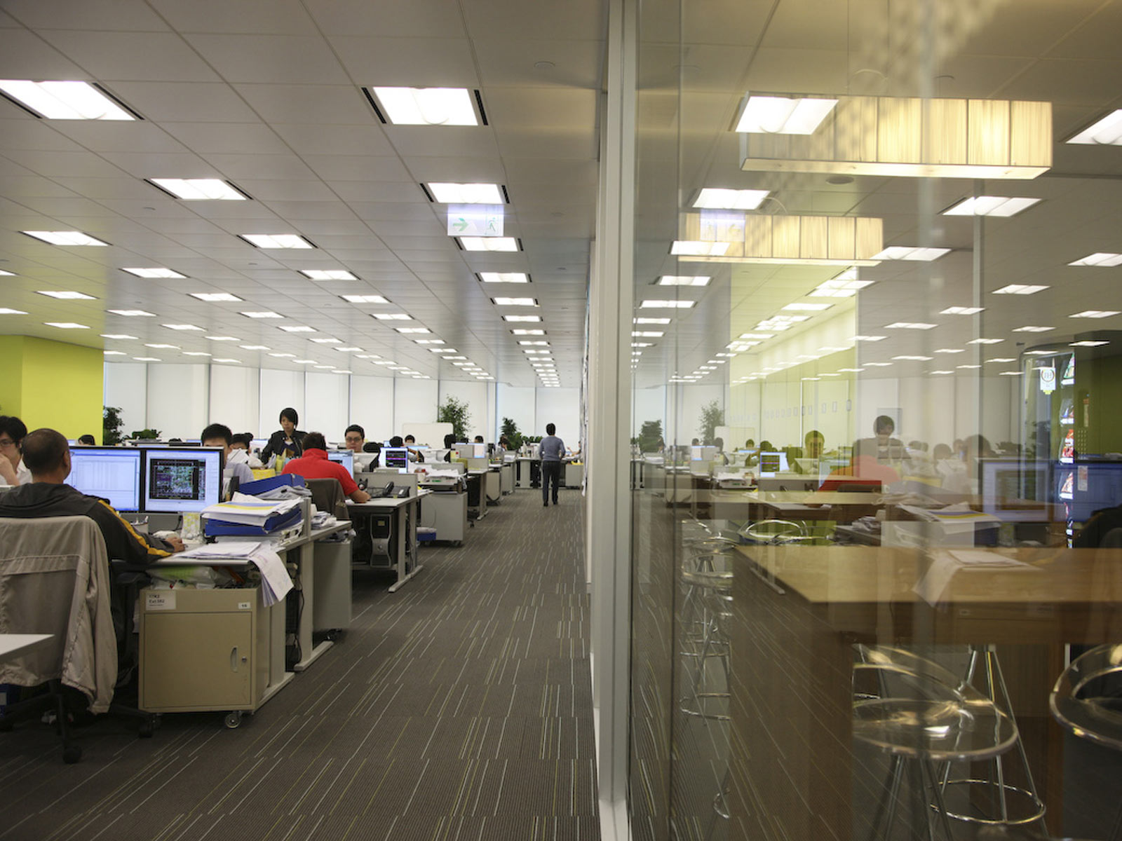 NAS FASHION HEAD OFFICE