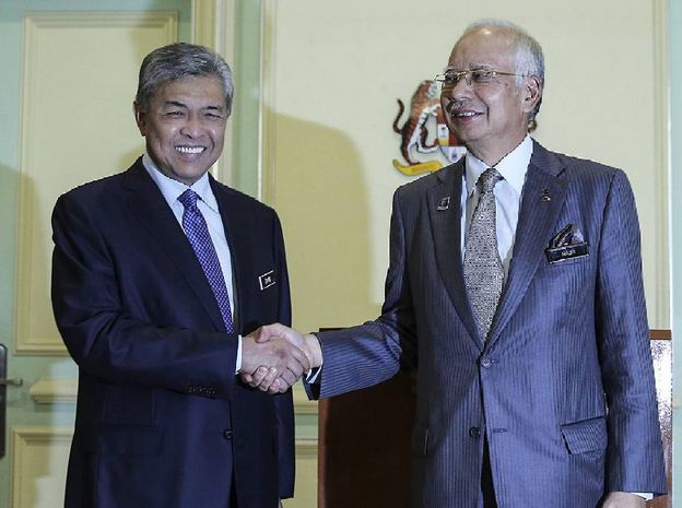 Inilah Yang Terjadi Kepada PM Najib Razak Setelah Memecat Muhyiddin