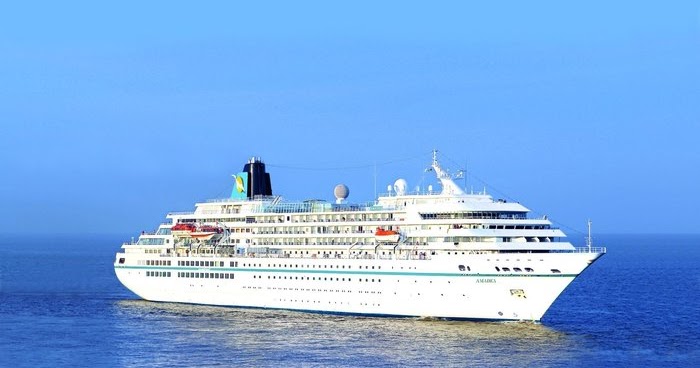 Phoenix Reisen S Amadea Heading To New York For An Overnight Stay