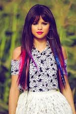 Selena Gomez Dengan Rambut Peacock Love Pie 86 peE