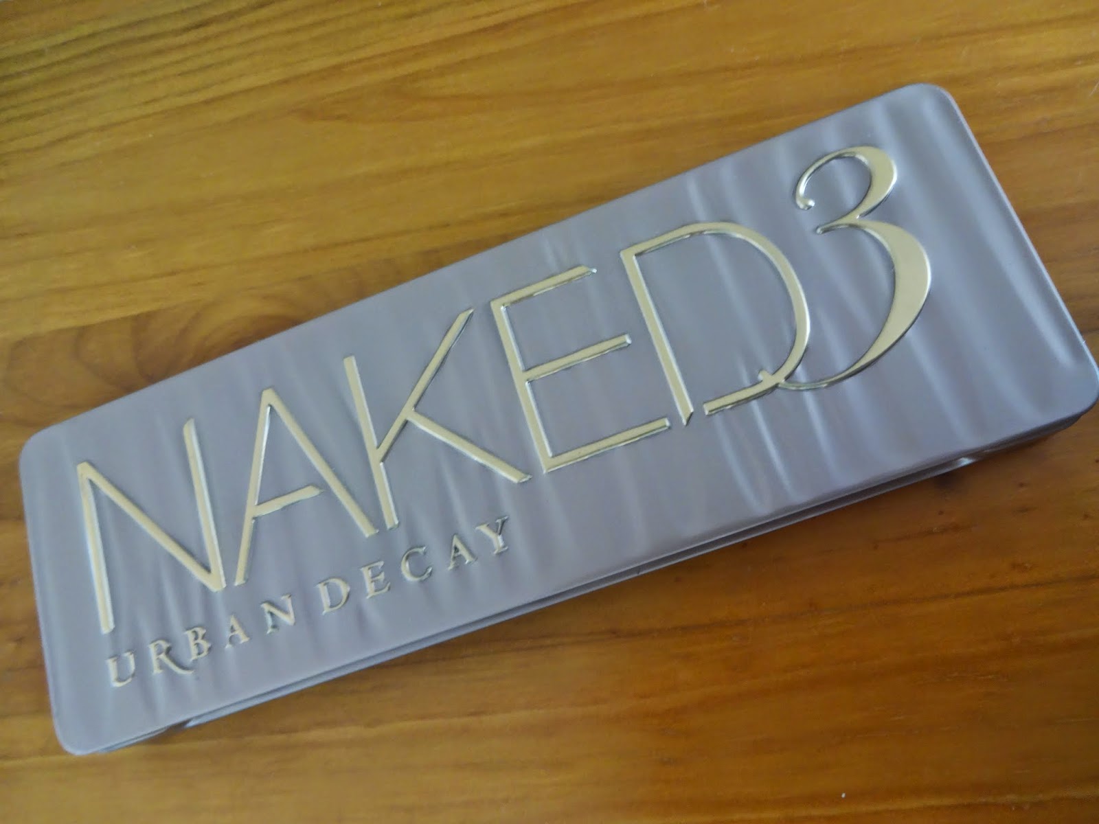 Urban Decay Naked 3 Palette Review + Giveaway (closed) 1