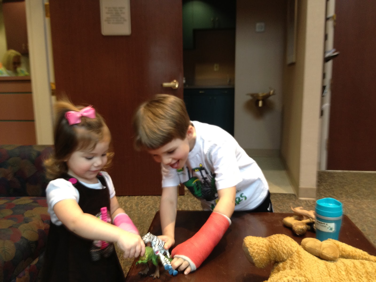 THE FREEMAN FAMILY Cast removal day!