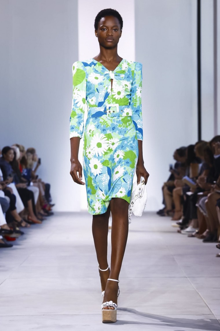 Michael Kors Spring Summer 2017 - New York Fashion Week michael-kors-spring-summer-2017-New-York-Fashion-Week, michael-kors-spring-summer, bag-michael-kors, sac-michael-kors, robe-michael-kors, lunettes-michael-kors, glasses-michael-kors, dress-michael-kors, chaussures-michael-kors, talons-michael-kors, escarpins-michael-kors, wheels-michael-kors, dudessinauxpodiums, du-dessin-aux-podiums, kendall-jenner-michael-kors