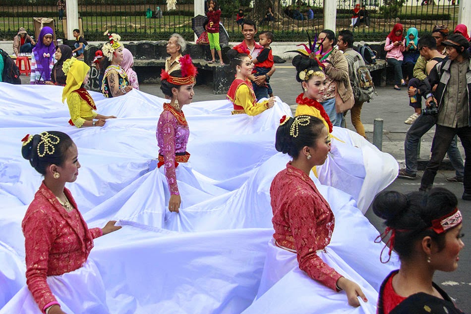 Karnaval Legenda Suku Nusantara di Yogyakarta | KANG LINTAS
