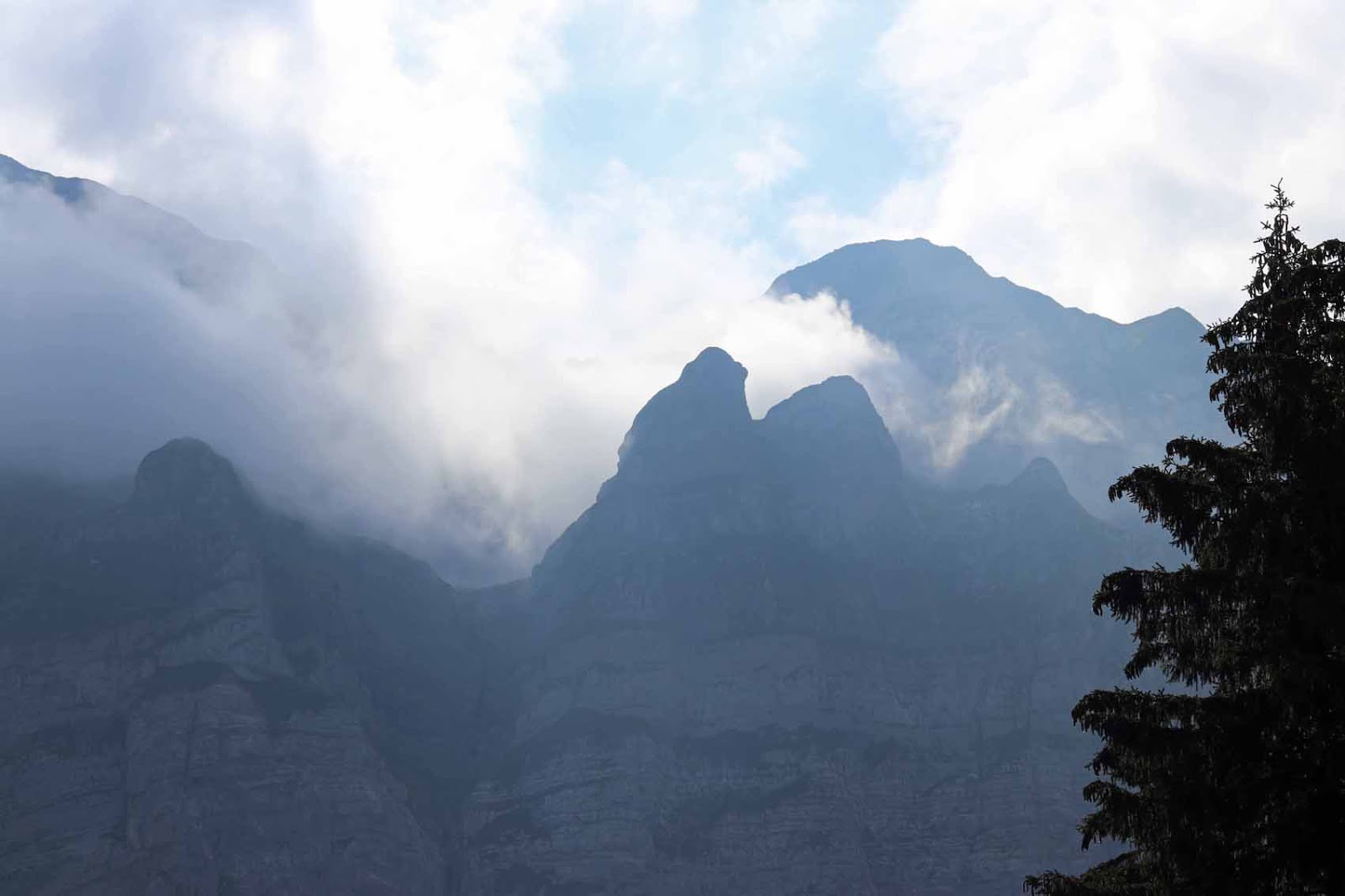 Läheinen vuori Läheinen vuori