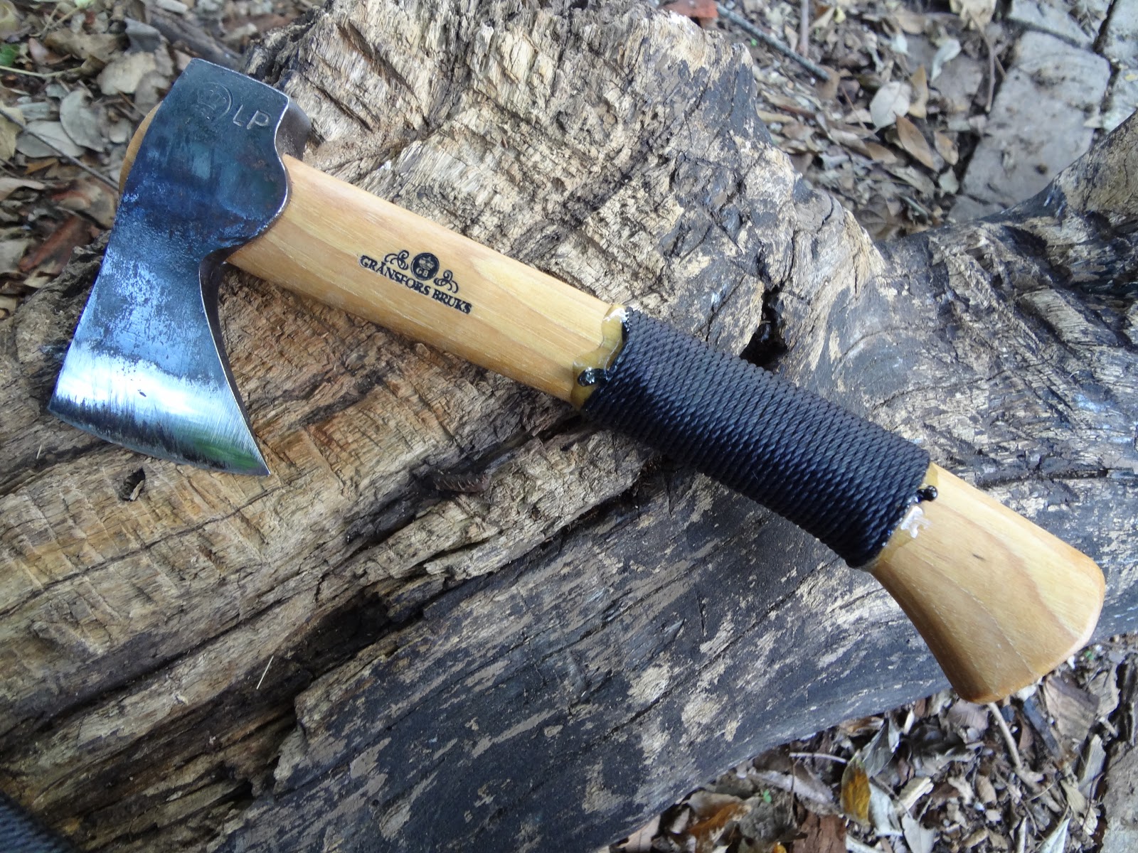Woods Roamer Mini Axes and Survival