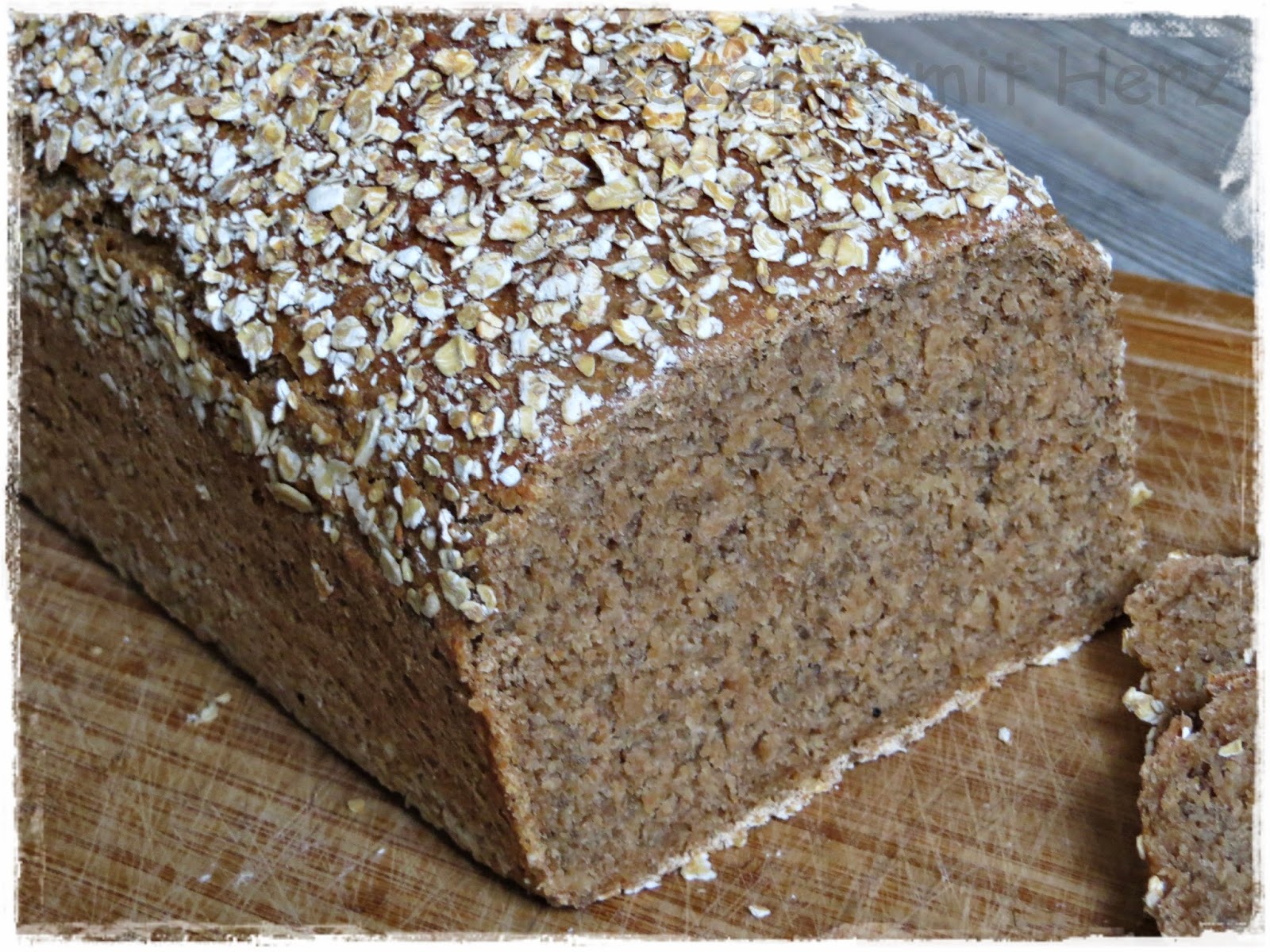 Rezepte mit Herz: 6-Korn-Brot mit Chia Samen und Quinoa