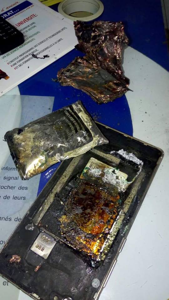 main reason of cell phone exploded Who invented the cell phone read the history and the complete story of the invention of cell phones or mobile phones. main reason of cell phone exploded Who invented the cell phone read the history and the complete story of the invention of cell phones or mobile phones.