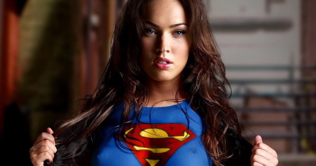 Megan Fox Super Boobs.