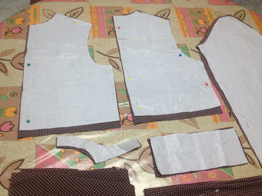 DIY-vestido-camisero-con-patrón-de-camisa-lunares