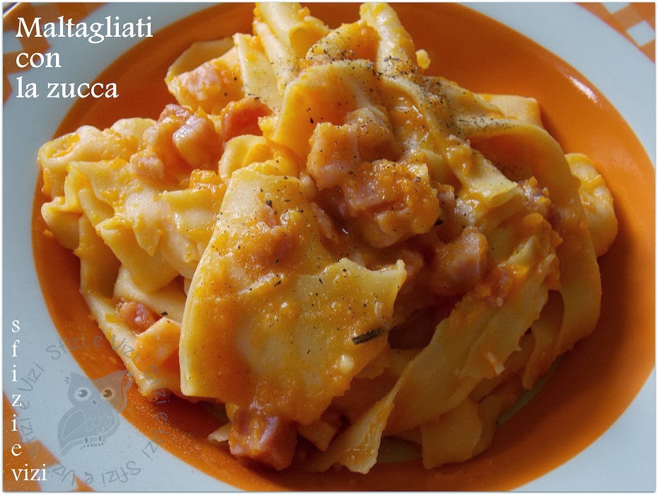 maltagliati con zucca, pancetta e mozzarisella, ovvero come riciclare le lasagne fresche - ricetta senza latticini -