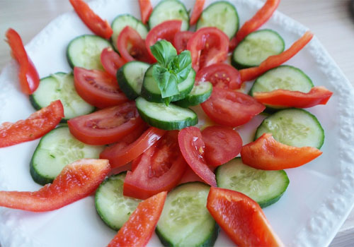 Ensalada de tomate y pepino