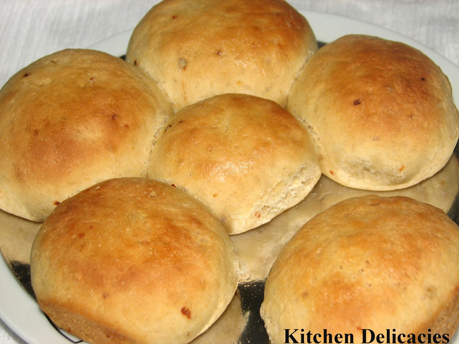 Chilli Garlic Buns Kitchen Delicacies