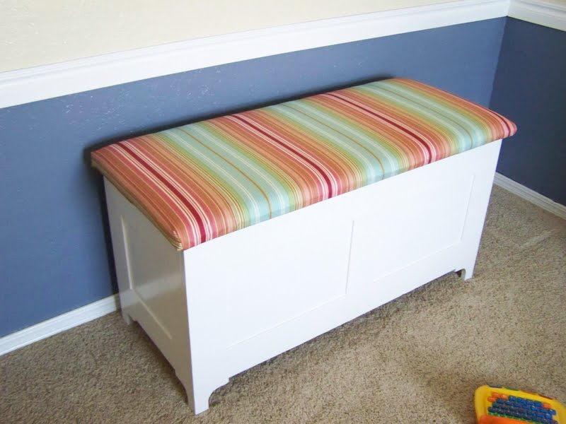 Life on Purpose Toy Box Makeover