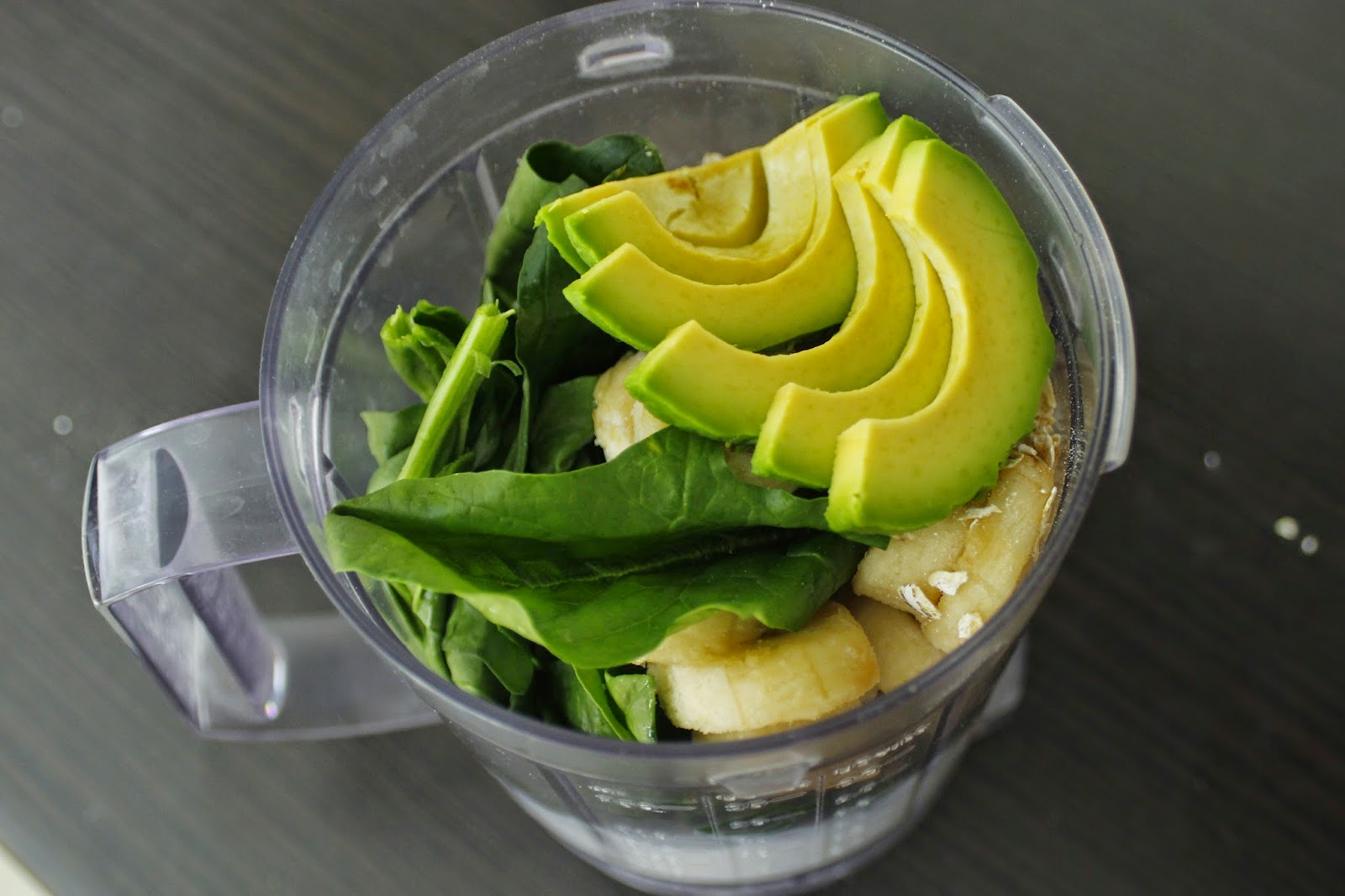 Ooh My Foodness AVOCADO BANANA SPINACH SMOOTHIE