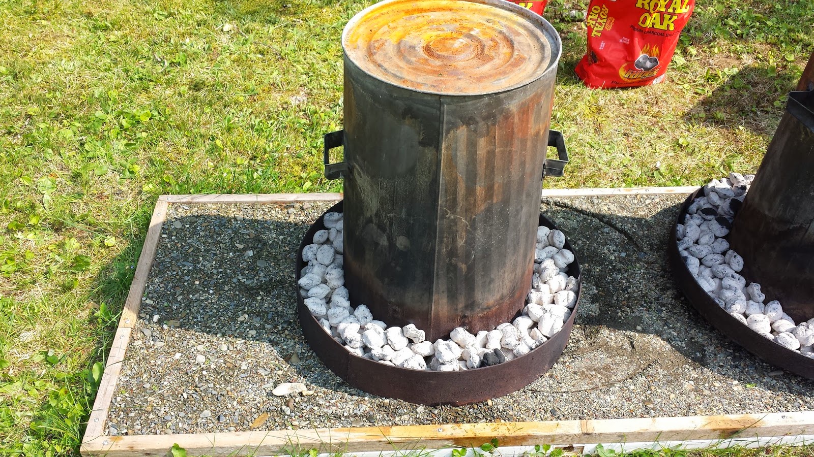 HRM CREATIVE BBQ Garbage Can BBQ