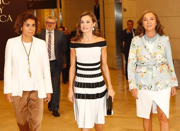 Queen Letizia wore Carolina Herrera Striped Off The Shoulder Knit Dress and Carolina Herrera sandals