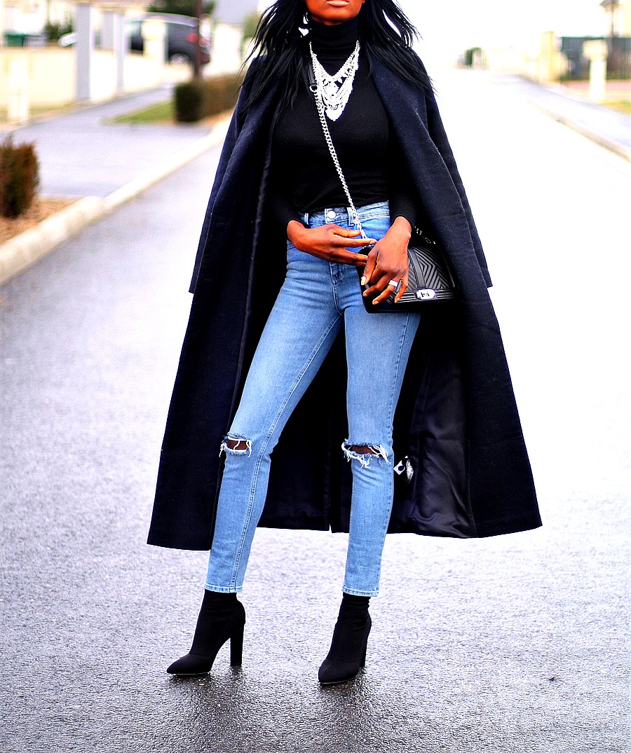 long-coat-rebecca-minkoff-love-crossbody-mom-jeans-sock-boots-public-desire long-coat-rebecca-minkoff-love-crossbody-mom-jeans-sock-boots-public-desire