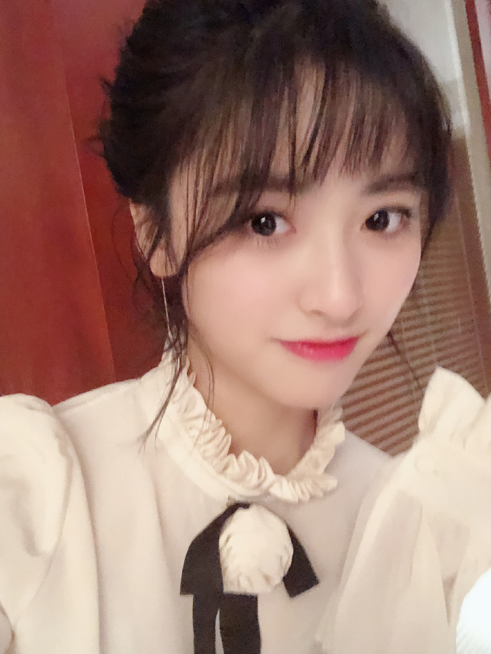 SHEN YUE GETS TEASED FOR LOSING HER ID CARD ON THE FIRST DAY OF 2019 ...