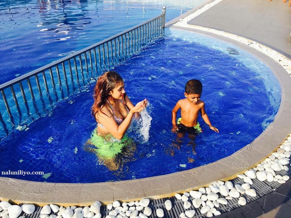 Piumi Hansamali Bikini - Sri lankan hot actress Piumi Hansamali bikini photos