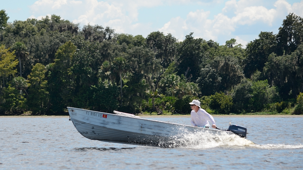 Drift Away Boating on Lake Florida
