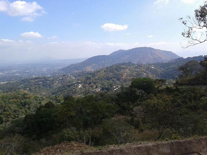 CITYMAX El Salvador TERRENO CON VISTA ESPECTACULAR EN VENTA CARRETERA