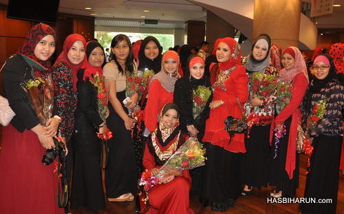 bersama Hanis Haizi Green Leaders Group team Adibah Karimah premium beautiful top agents dengan Hanis Haizi