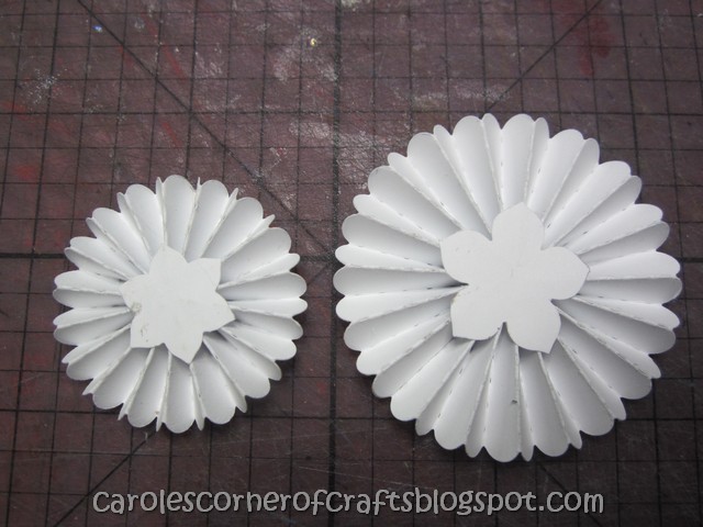 caroles corner of crafts folded paper flower one hour fold paper flower