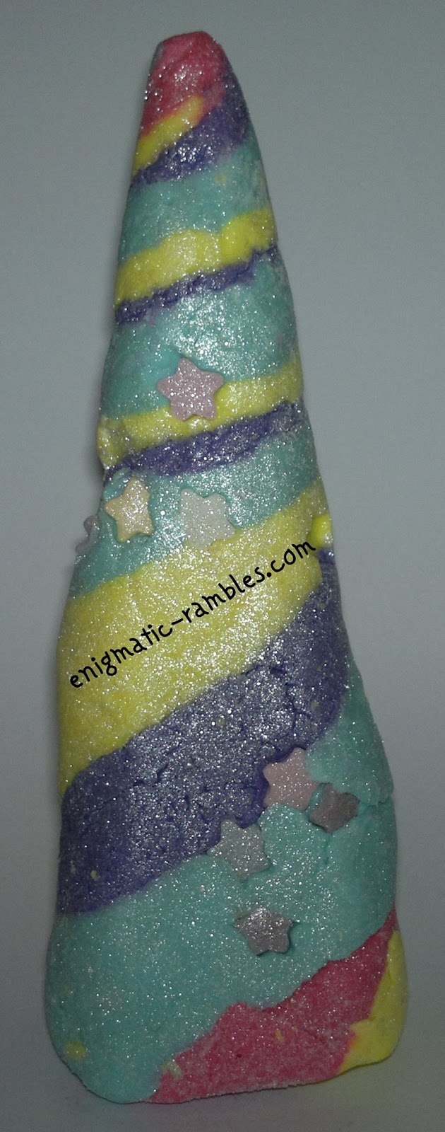 Review Lush Unicorn Horn Demo Valentines Day 2015 Review-Lush-Unicorn-Horn-Demo-Valentines-Day-2015
