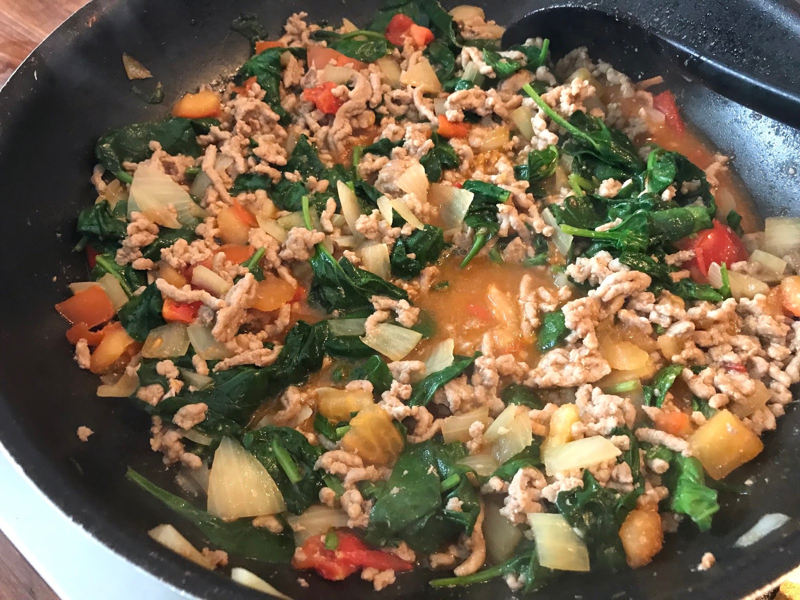 Chinese Tomato Pork Mince with Veg / LUCY LOVES TO EAT