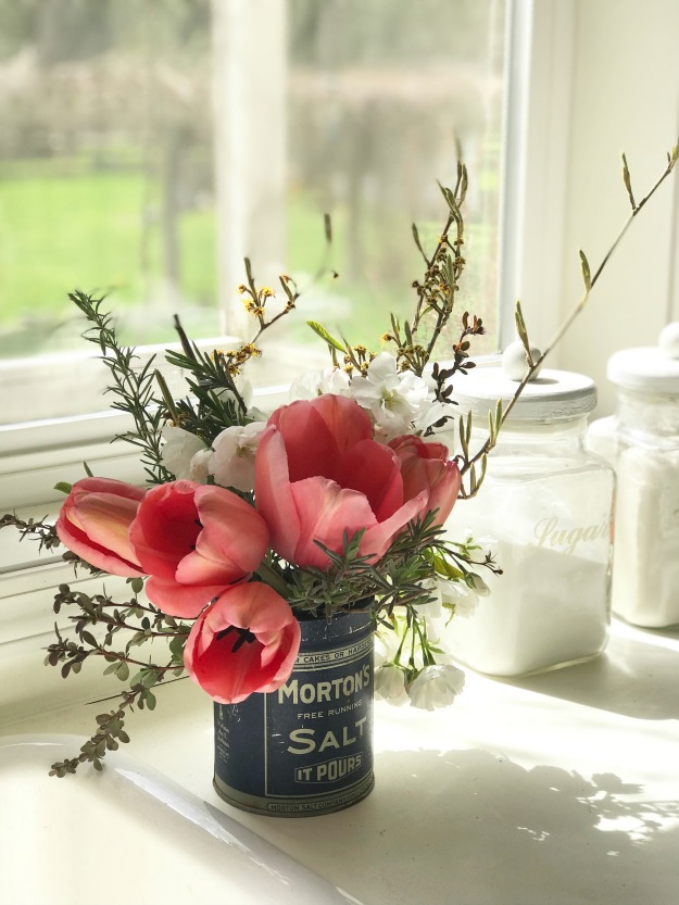 Little Farmstead Two Ideas for Spring Farmhouse Flower Arrangements...